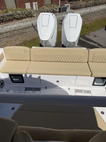 Slide: The Image of Sportsman Heritage 321 Center Console 2026 - 30
