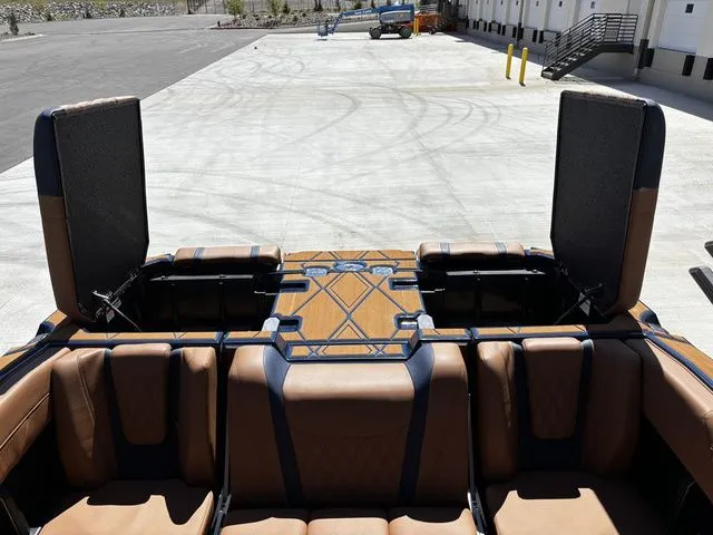 Slide: The Image of Malibu M230 2026 - 21