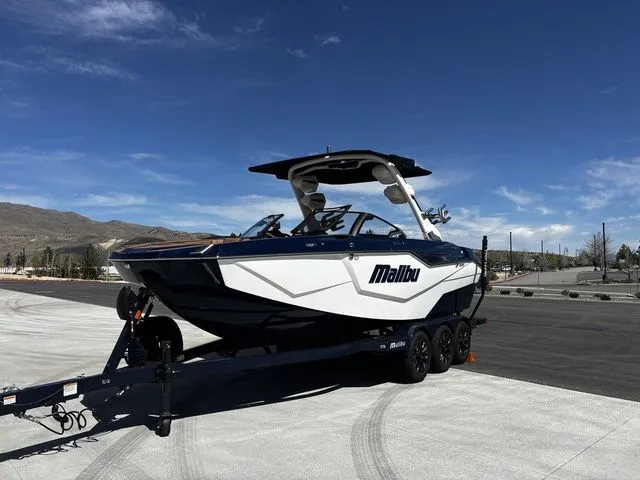 Slide: The Image of Malibu M230 2026 - 4