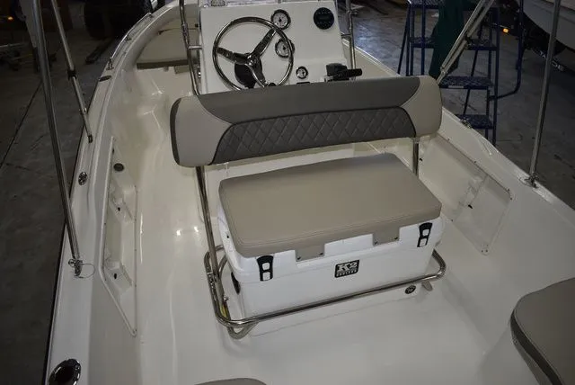 Slide: The Image of Key West 1720 Center Console 2026 - 23