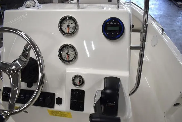 Slide: The Image of Key West 1720 Center Console 2026 - 29