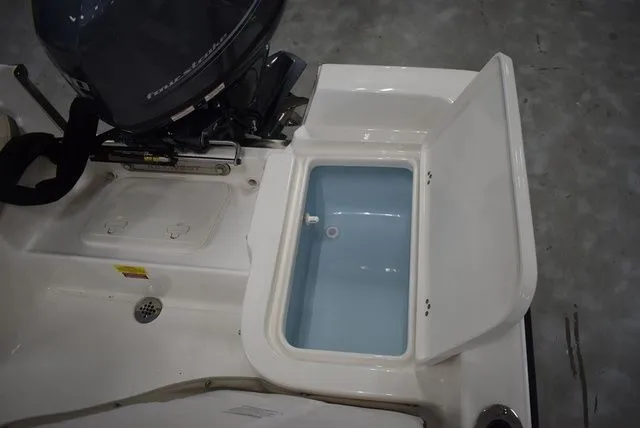 Slide: The Image of Key West 1720 Center Console 2026 - 32