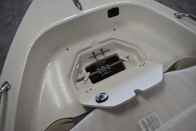 Slide: The Image of Key West 1720 Center Console 2026 - 41