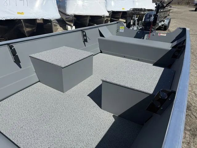 Slide: The Image of Starcraft Alaskan 15 LS 2026 - 5