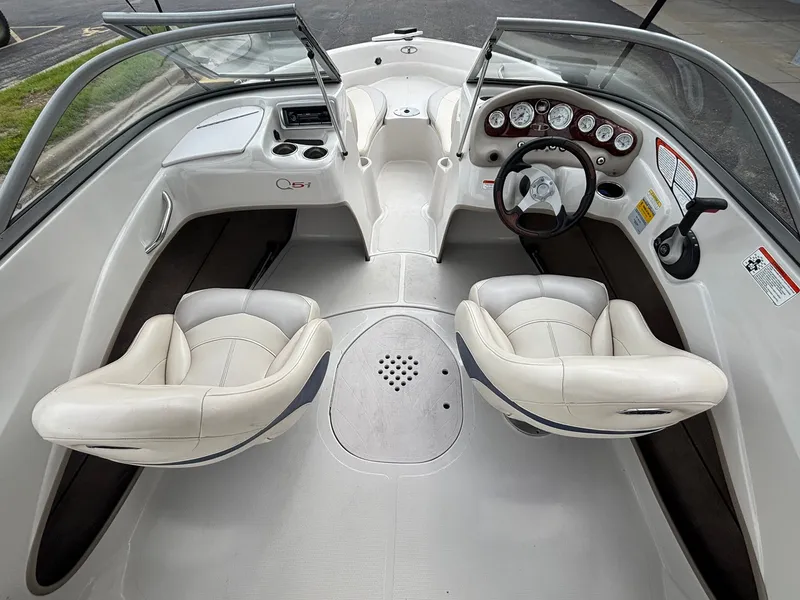 Slide: The Image of Tahoe Q5i 2012 - 18