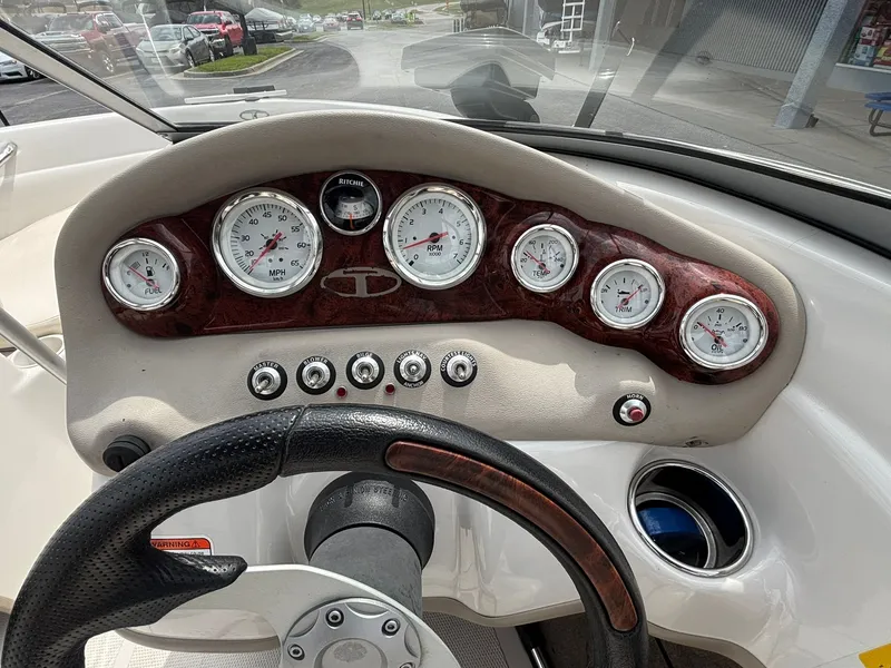 Slide: The Image of Tahoe Q5i 2012 - 23