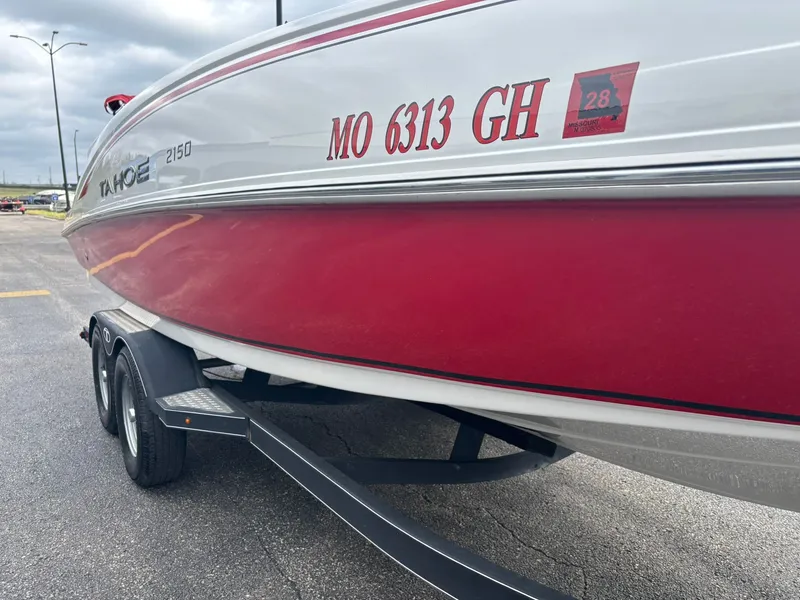 Slide: The Image of Tracker 2150 Tahoe 2017 - 11