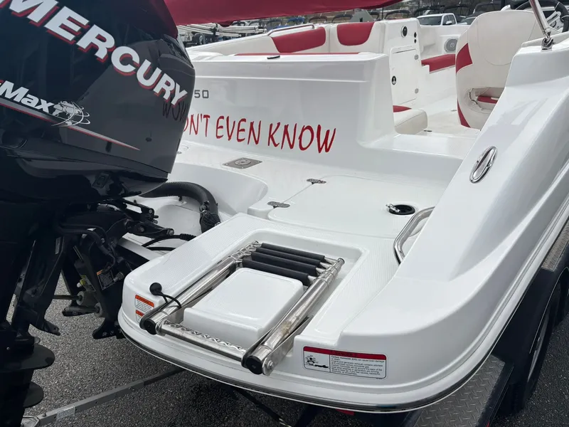 Slide: The Image of Tracker 2150 Tahoe 2017 - 12