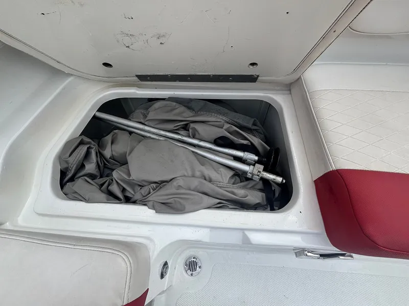 Slide: The Image of Tracker 2150 Tahoe 2017 - 25