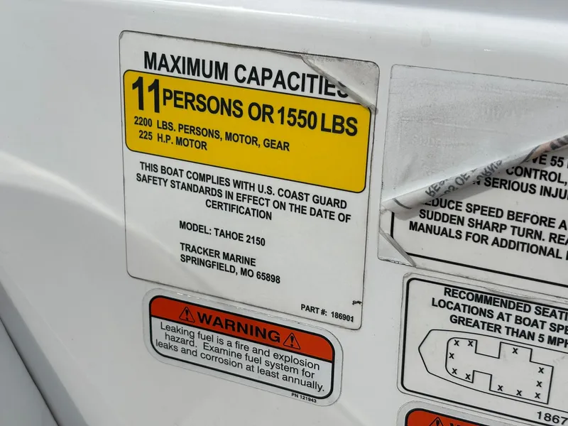 Slide: The Image of Tracker 2150 Tahoe 2017 - 38