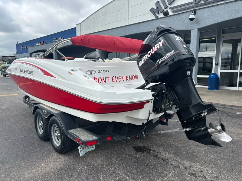 Slide: The Image of Tracker 2150 Tahoe 2017 - 7