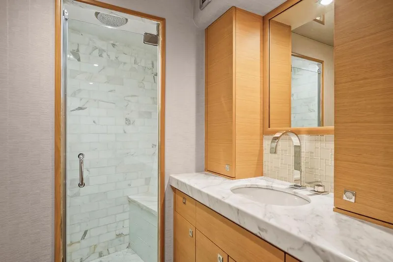 Slide: The Image of Luxurious bathroom on the 2014 Hatteras GT63 yacht. - 49