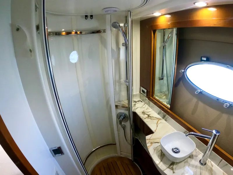 Slide: The Image of Luxurious bathroom on Viking Princess F54 Flybridge yacht, year 2009. - 43