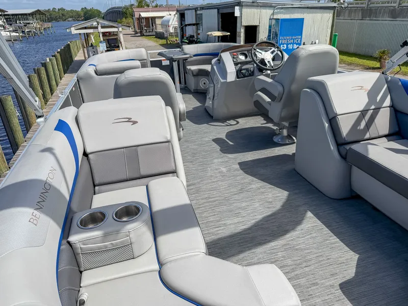 Slide: The Image of Bennington 22 SXSR 2022 - 4