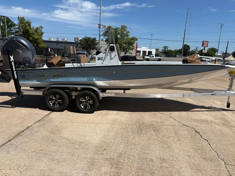 Slide: The Image of Xpress H22B HYPER-LIFT BAY 2026 - 8