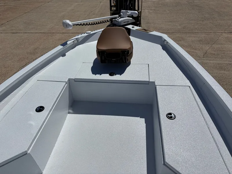 Slide: The Image of Xpress H22B HYPER-LIFT BAY 2026 - 3