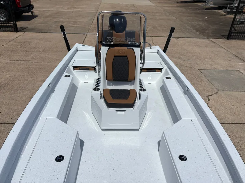 Slide: The Image of Xpress H22B HYPER-LIFT BAY 2026 - 3