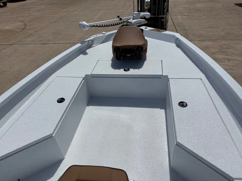 Slide: The Image of Xpress H22B HYPER-LIFT BAY 2026 - 6