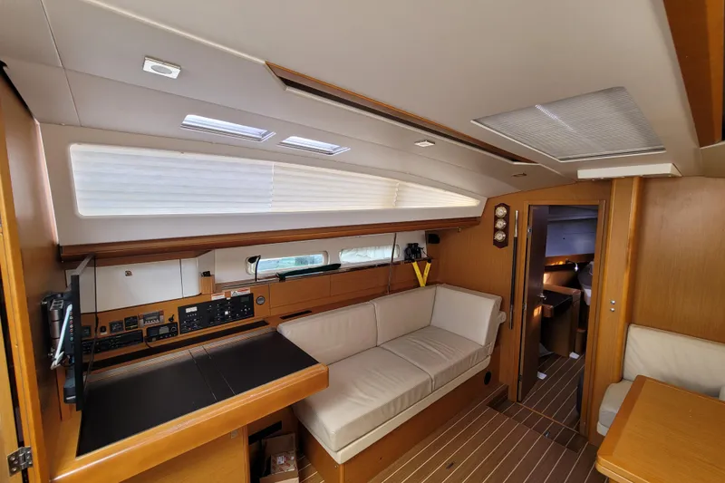 Slide: The Image of Interior of 2017 Jeanneau Sun Odyssey 44 DS yacht, featuring modern design and comfortable seating. - 26