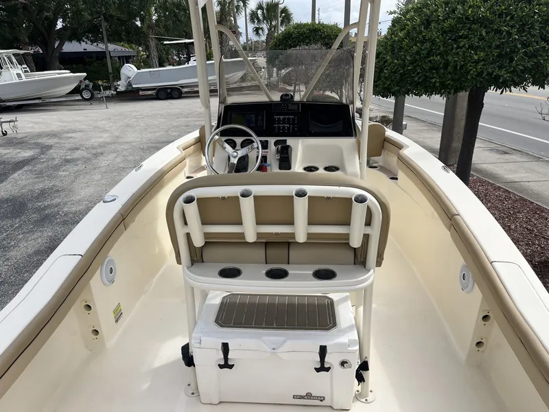 Slide: The Image of Scout 215 XSF 2018 - 9