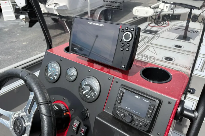 Slide: The Image of Dashboard of 2025 Thor Lake Hammer 1900CC Elite boat with navigation system. - 11