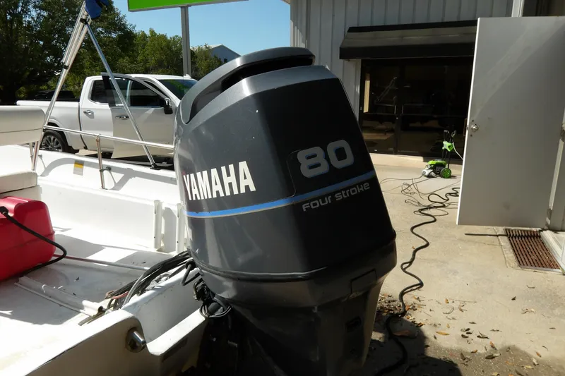 Slide: The Image of 1982 Boston Whaler Montauk 17 CC with Yamaha 80 four-stroke outboard motor. - 14