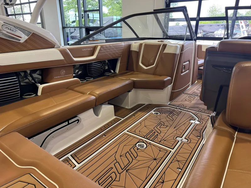 Slide: The Image of Nautique Super Air Nautique G23 2016 - 14