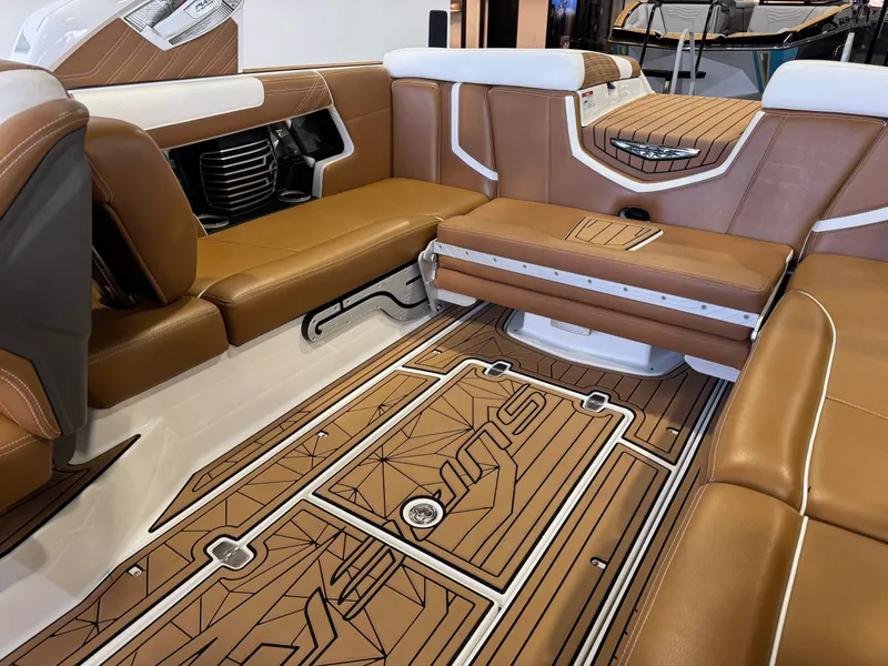 Slide: The Image of Nautique Super Air Nautique G23 2016 - 15