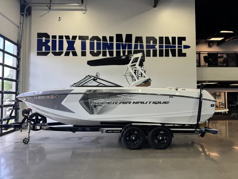 Slide: The Image of 2016 Nautique Super Air Nautique G23 boat at Buxton Marine. - 4