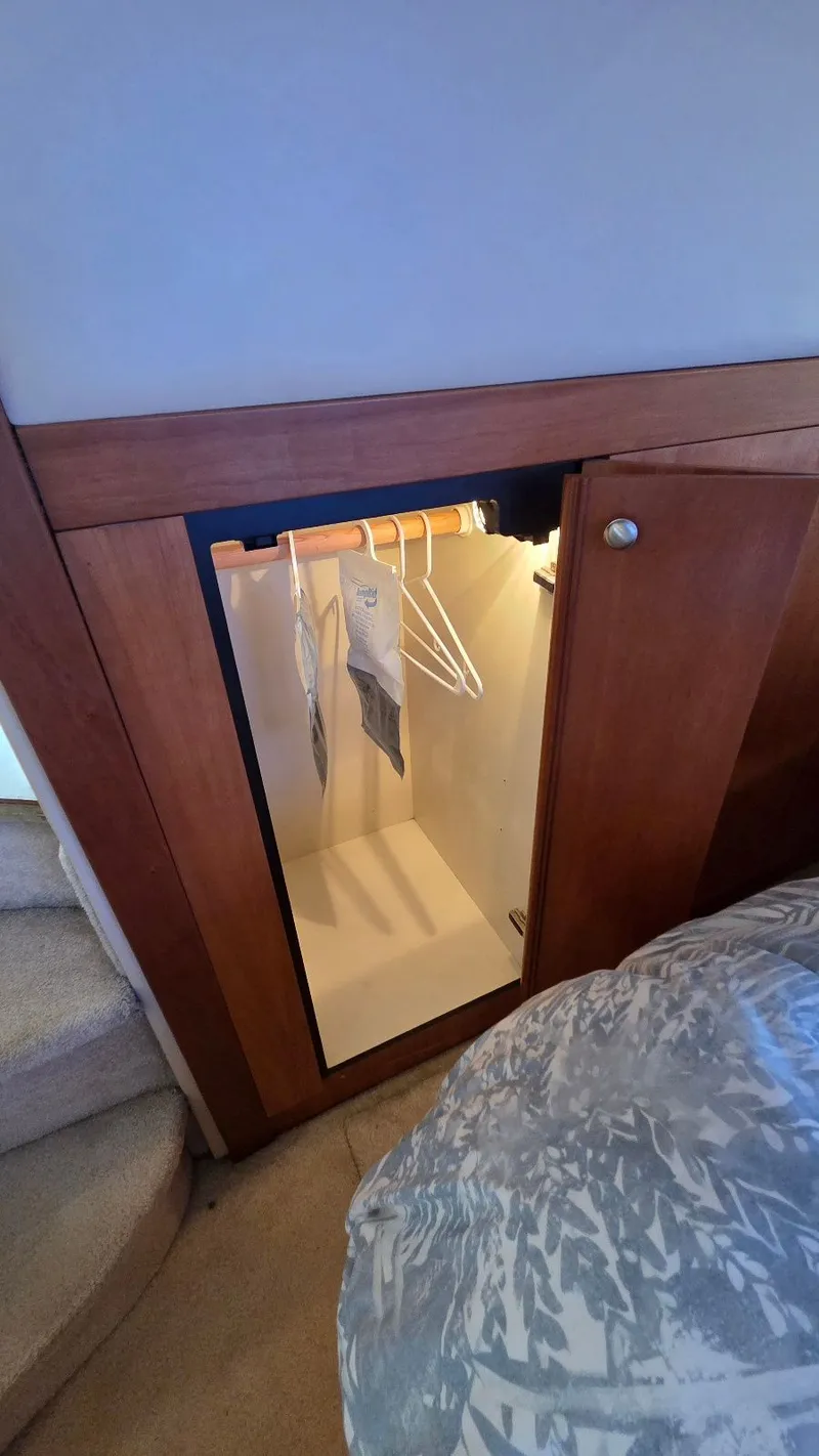 Slide: The Image of Meridian 459 Motoryacht 2004 - 60