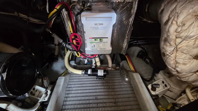 Slide: The Image of Meridian 459 Motoryacht 2004 - 65