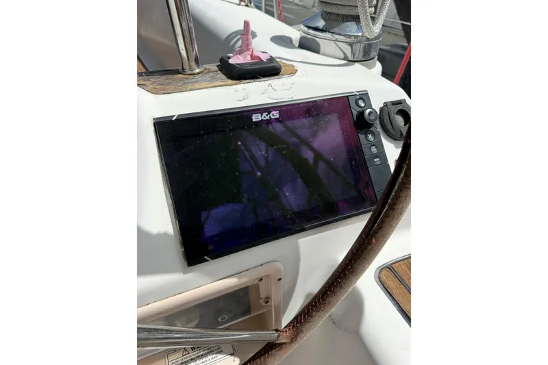 Slide: The Image of B&G navigation display on 2009 Beneteau Oceanis 40 yacht cockpit. - 85