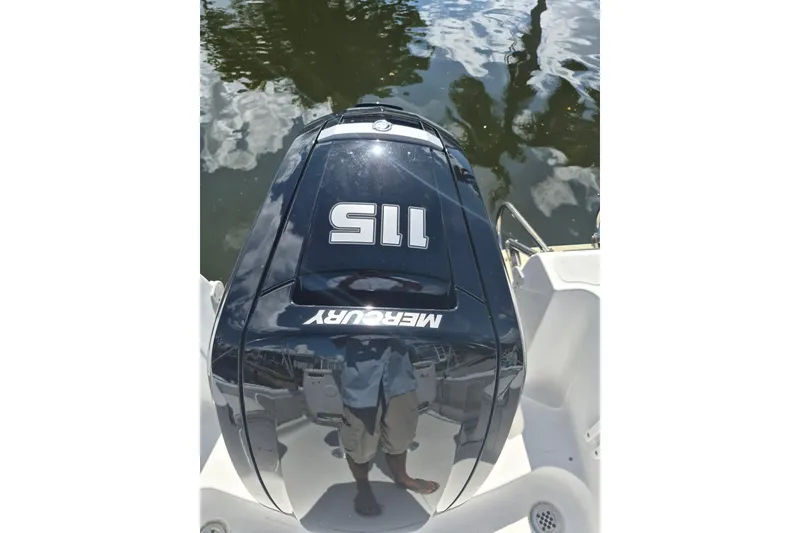 Slide: The Image of Mercury 115 outboard motor on 2006 Sea Fox 197 Center Console boat. - 3