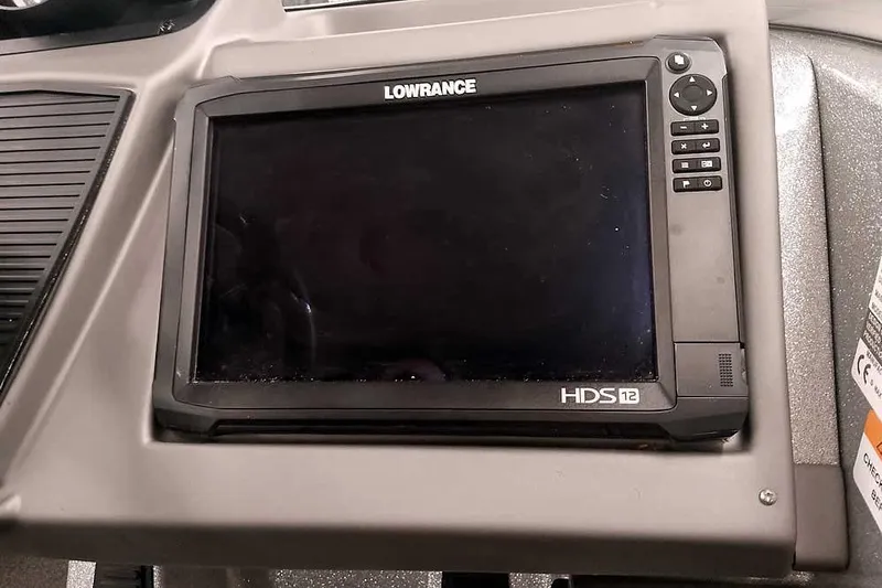 Slide: The Image of Lowrance HDS-12 fishfinder on 2024 Ranger 1850MS Reata boat dashboard. - 32