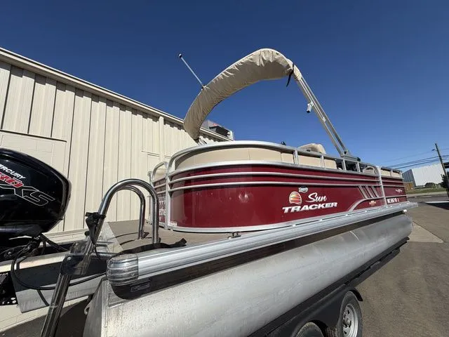 Slide: The Image of Sun Tracker Party Barge 22 2023 - 3