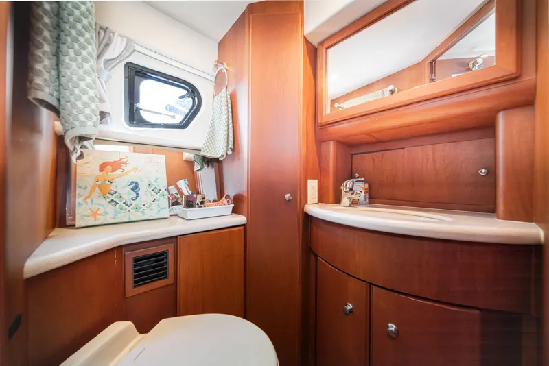 Slide: The Image of Interior of 2004 Silverton 39 MY Diesel yacht bathroom. - 46