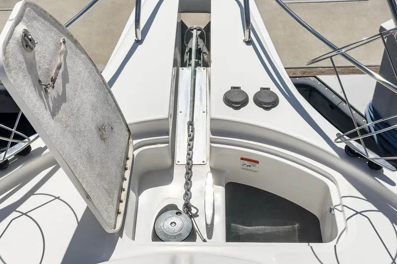 Slide: The Image of Anchor locker of a 2004 Silverton 39 MY Diesel boat. - 8