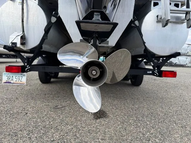 Slide: The Image of Sun Tracker Fishin' Barge 22 XP3 2022 - 15