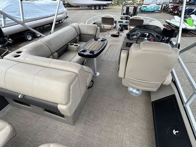 Slide: The Image of Sun Tracker Fishin' Barge 22 XP3 2022 - 50