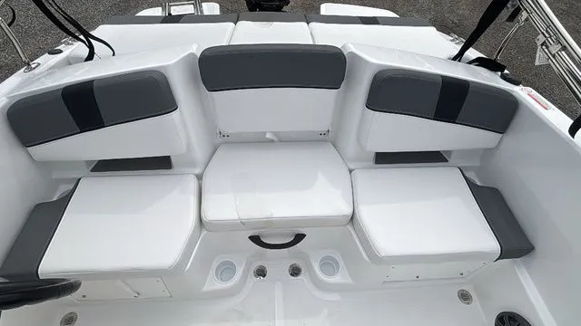 Slide: The Image of Tahoe T18 2026 - 16