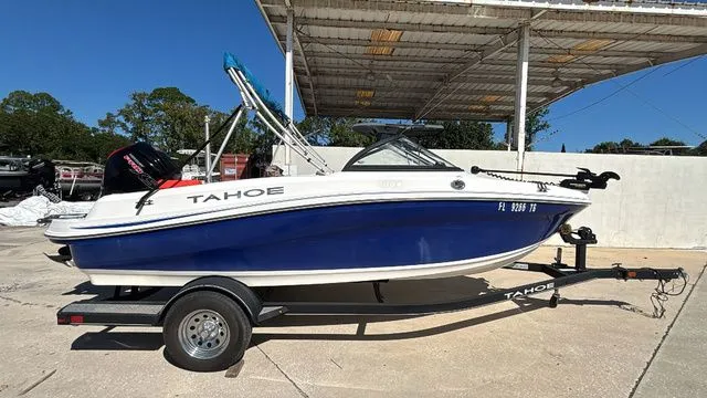 The Image of Tahoe 185 S 2022 - 1