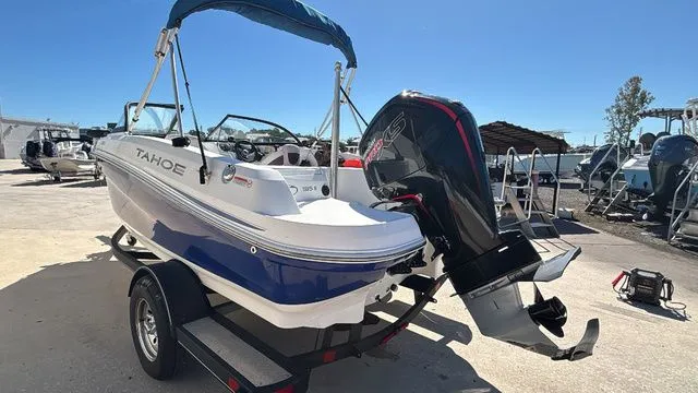 Slide: The Image of Tahoe 185 S 2022 - 6