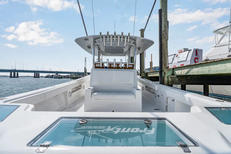 Slide: The Image of Front Runner 39 Center Console 2026 - 56