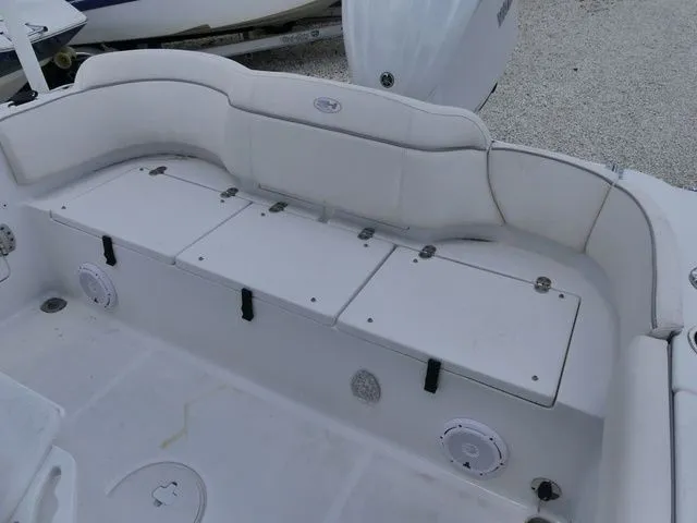 Slide: The Image of Sea Hunt Ultra 239 SE 2023 - 5