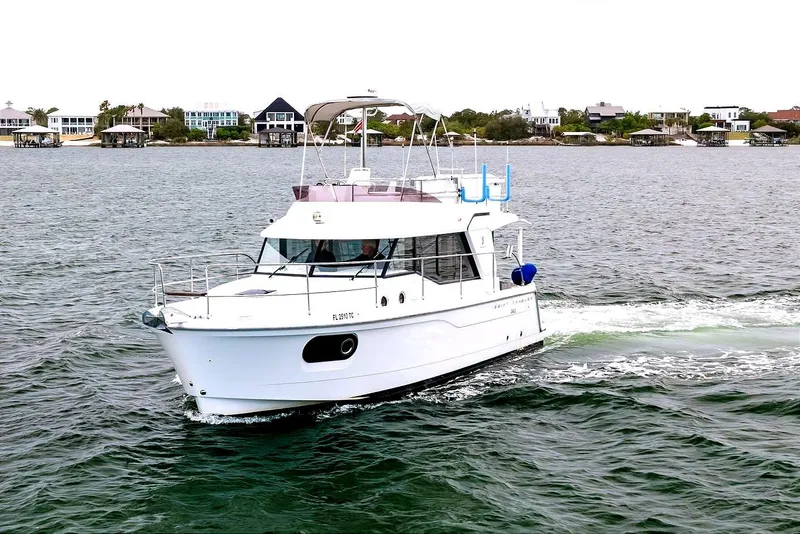 Slide: The Image of 2018 Beneteau Swift Trawler 30 responsive steering at trawler speed or fast cruise. - 22