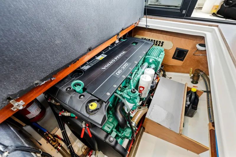 Slide: The Image of Engine compartment of 2018 Beneteau Swift Trawler 30 with Volvo Penta D6-370 engine. - 72