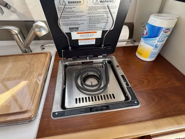 Slide: The Image of Cutwater C-24 Coupe 2020 - 45