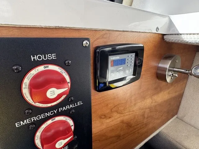 Slide: The Image of Cutwater C-24 Coupe 2020 - 62