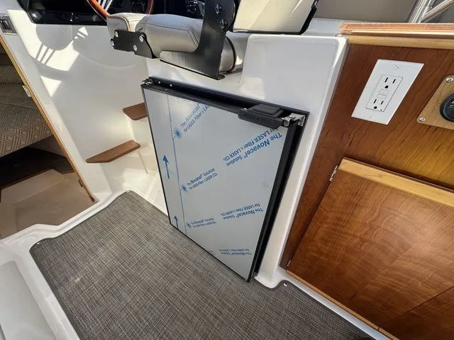 Slide: The Image of Cutwater C-24 Coupe 2020 - 70