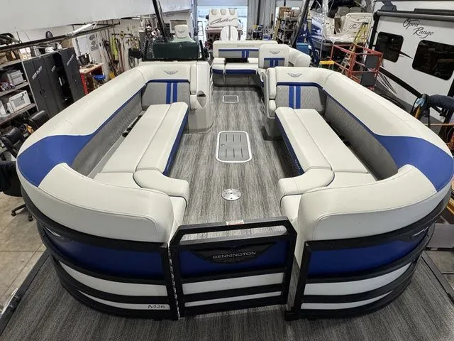 Slide: The Image of Bennington M Swingback 26 MSB 2025 - 17